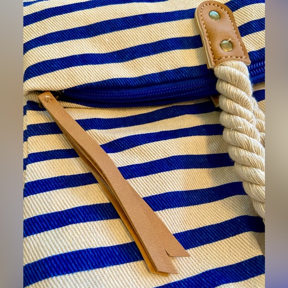 Summer & Rose Brittany Tote Bag - Picture 8 of 11